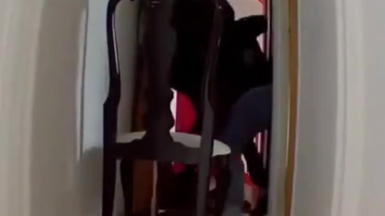 Fake asylum seekers in France pretend to be delivery boys and then break into a French mans house