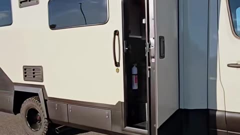 what a lovely caravan