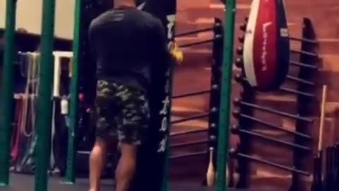 Joe Rogan on the bag