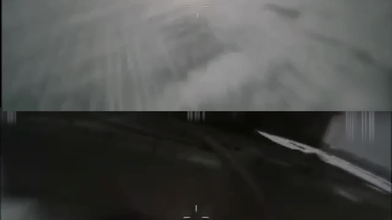 Simultaneous strike on Ukrainian Leopard 2 in Kursk region by two FPV drones at once.