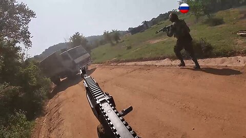 Panic Moment as Ukrainian Tanks Are Ambushed by Russian Forces