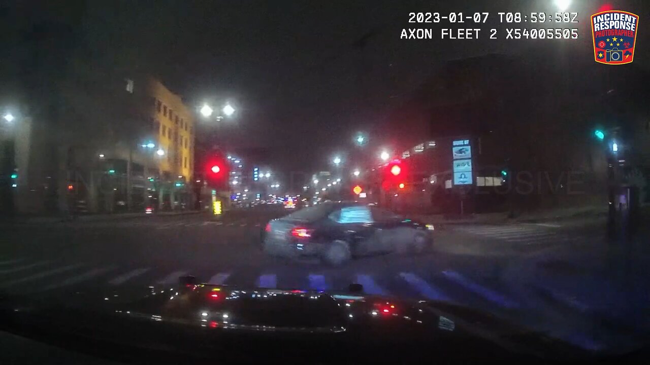 Dash Cam: Milwaukee Police Pursuit of Nissan Sentra