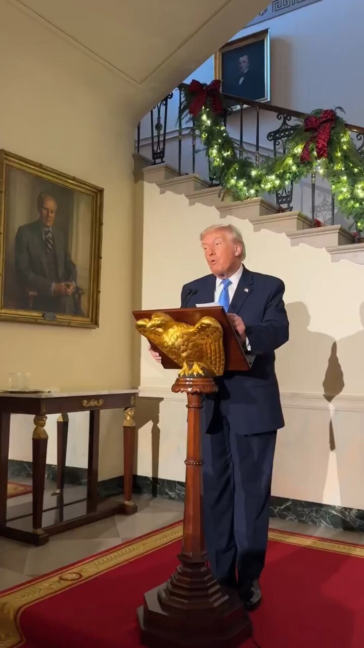 Trump pays respect to national guards