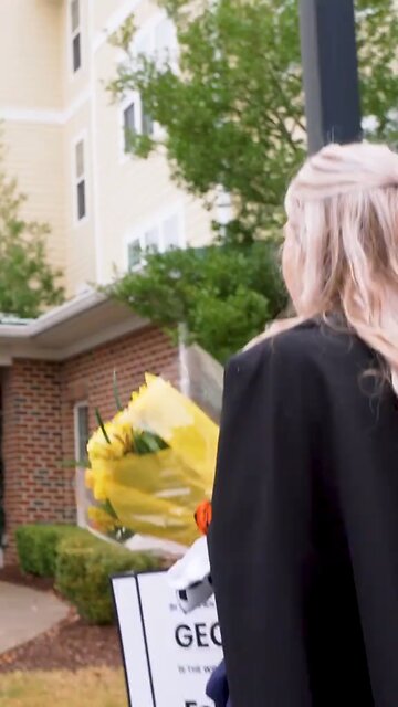 Winner of yesterday's PCH 🏆💐💐, congratulations to him.