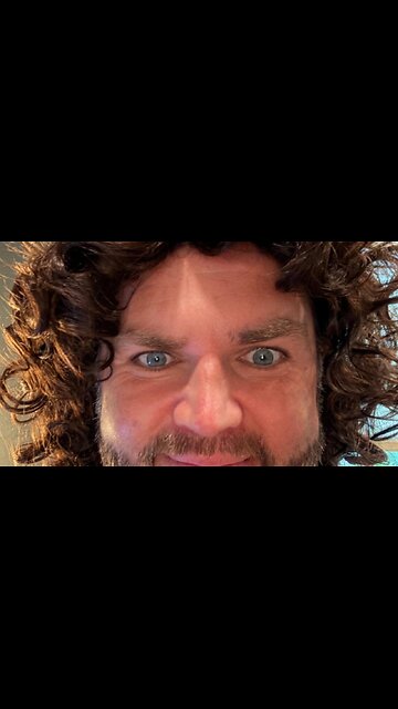 VP JD Vance Shows off his Halloween Costume 🤣🤣🤣