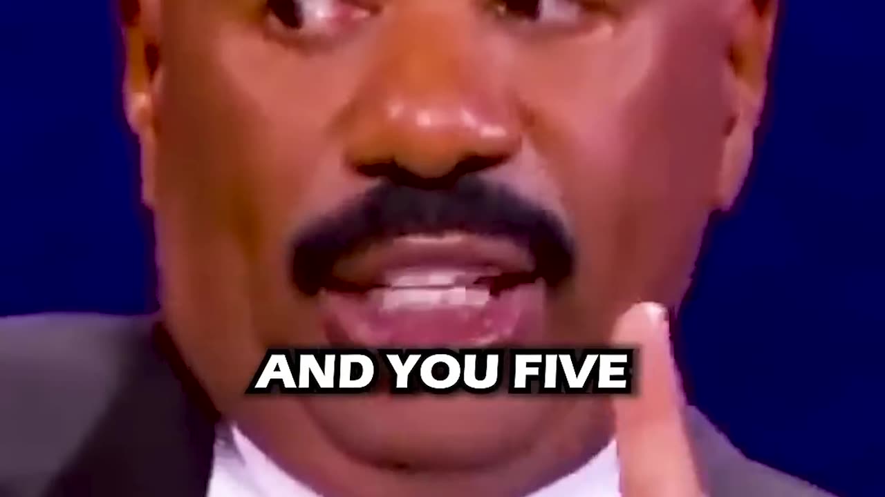 Hilarious 5-Year-Old Roasts His Family's Age In Comedy Routine!