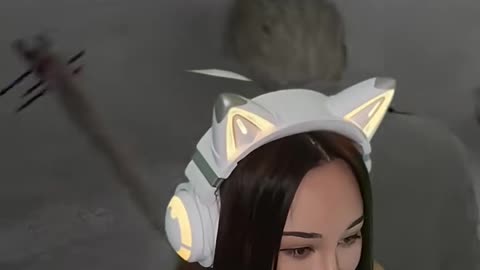 Louisa Khovanski Live Video