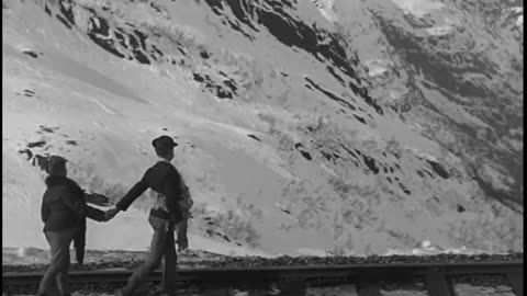 THE RUN-AWAY BRIDE (Denmark-1923) "Vore venners vinter" PAT AND PATACHON. NEW English subtitles.