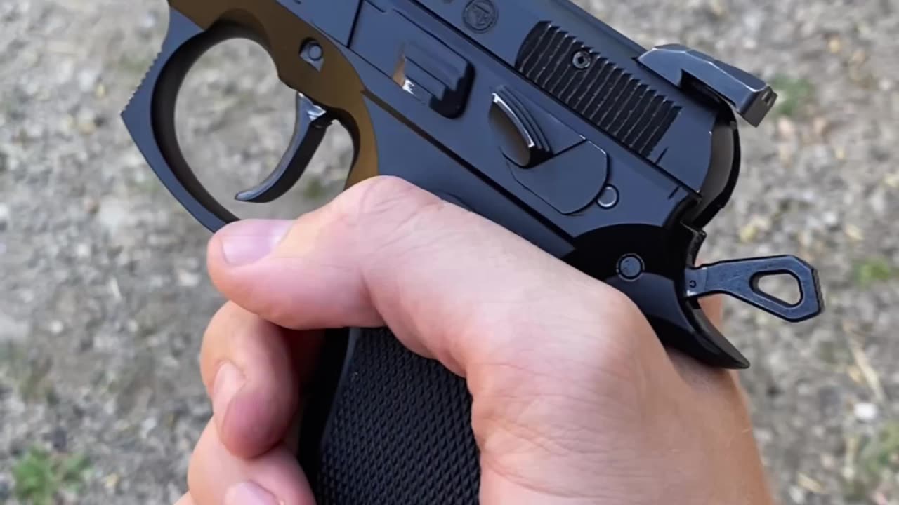 Pistol Safety: Save Your Thumb!