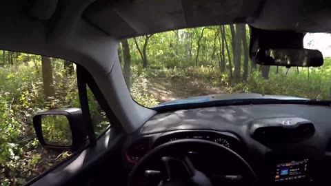 2015 Jeep Renegade Trailhawk - WR TV POV Offroad Course