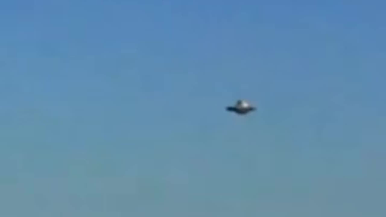 👽🛸 UFO Caught on Camera in South Africa! | TheHauntingHour