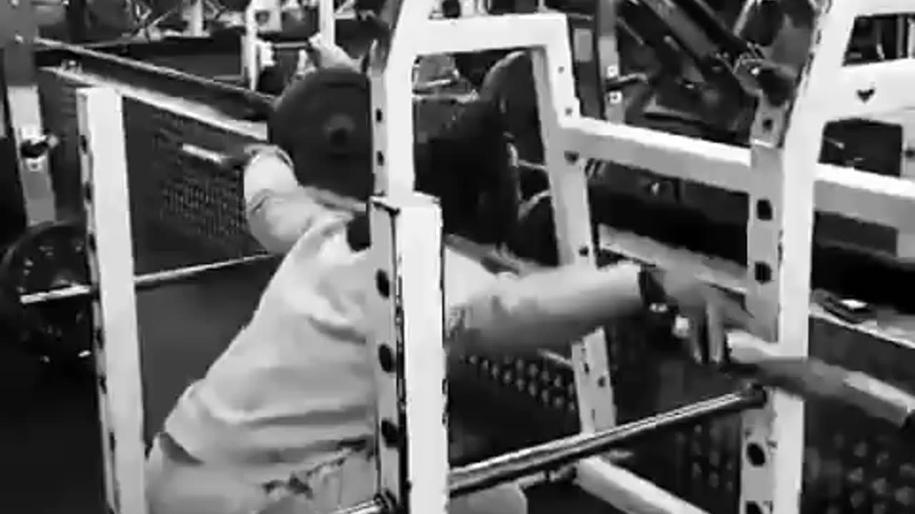 Barbell Warm Up Crucifix Position for a Quick and Effective Pre Session