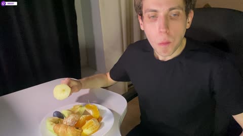 🍇 Я и мои ФРУКТЫ ВЕЧЕРОМ! Что может пойти не так?