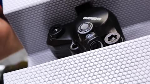 Assembling a bicycle hydraulic brake