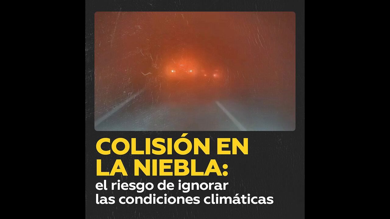 Circula a toda velocidad en medio de la niebla y pasa esto