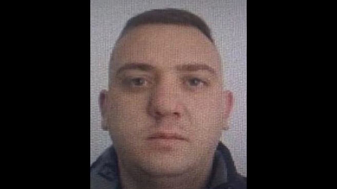 Theu arrestin shtëpiak për të shpërndarë drogë/ 35-vjeçari vjet mori peng të dashurën