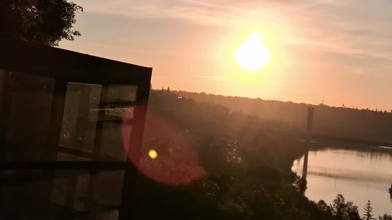 THE EASY OUT OF THE EDMONTON RIVER VALLEY