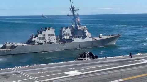 Navy SEALS perform fast rope demonstration for President Trump