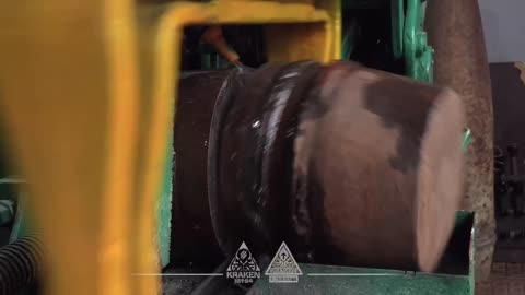 Inside a Ukrainian Workshop Where Old Shells Are Given New Life