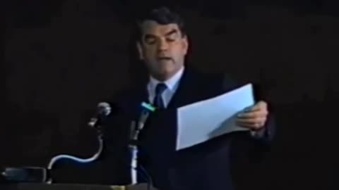 Historian David Irving explains that Zionists funded both sides of the war during WW2