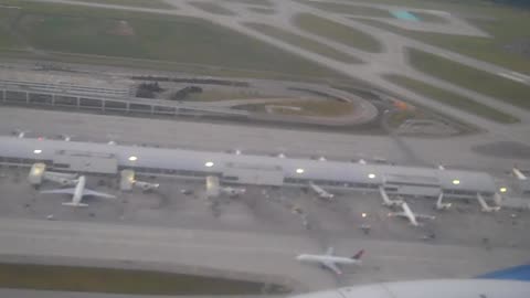 UP, UP, AND AWAYYYYYYYYY, SEE YA WHEN WE LAND IN FLORIDA THE SHEA SHOW