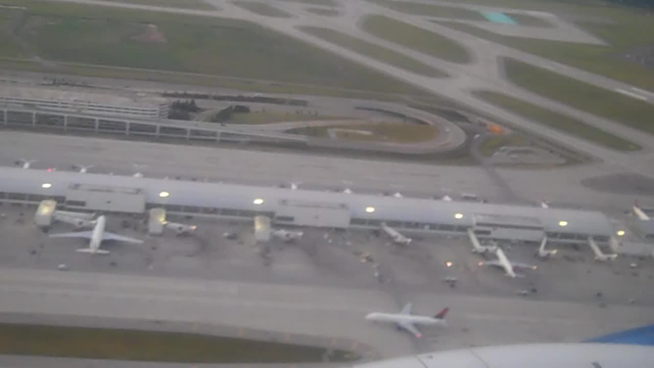 UP, UP, AND AWAYYYYYYYYY, SEE YA WHEN WE LAND IN FLORIDA THE SHEA SHOW