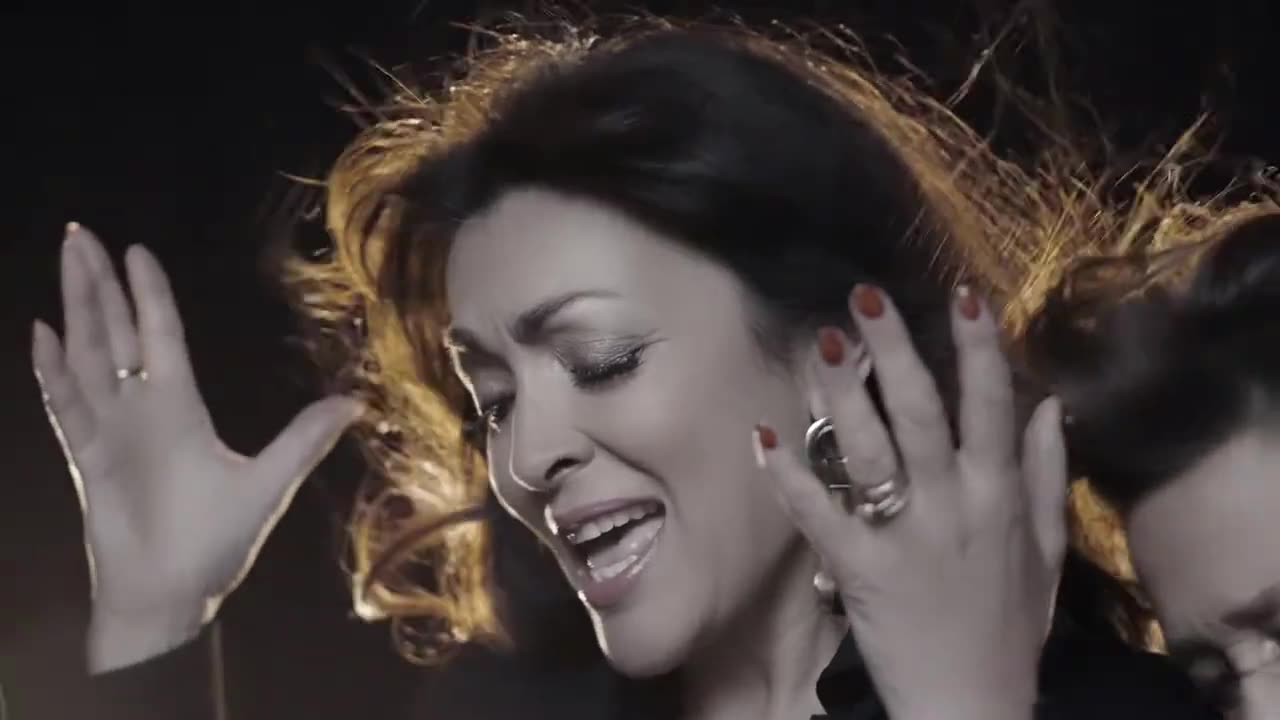 Lois Lane - It's The First Time