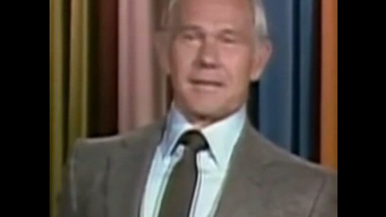 Johnny Carson -- Even elephants hate it #johnnycarson