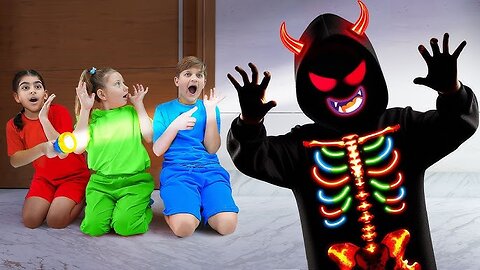 Diana & Roma Can’t Sleep 😴😜 Midnight Fun & Crazy Stories LIVE!