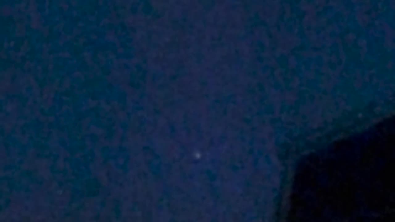 🛸👽 UNBELIEVABLE UFO Appears on London to Toronto Flight Path! | TheTruthAbove