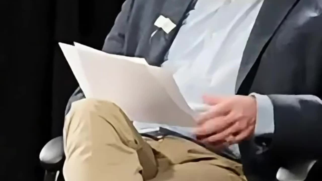 the ultimate blooper reel from Between Two Ferns