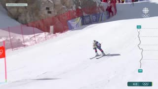 Lindsey Vonn crashes early in Olympic downhill, taken off the mountain in a helicopter