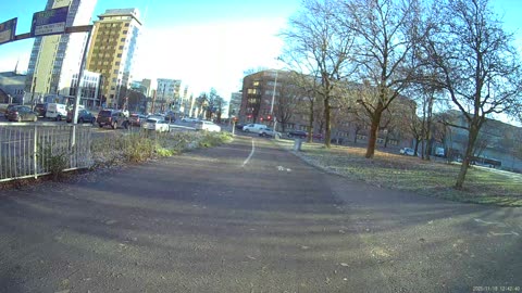 Testar Sportkameran. Hertig Karls allé, Örebro 18 Nov. 2025