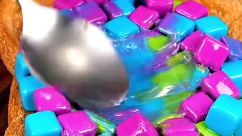 Spreading Butters From Art Class onto Toast #oddlysatisfying #pickone #asmrvideo