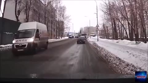 CreativeCommons-IdiotDriversFailCompilation2019!FunnyCarCrashVideos!--gwOWBsCYEI