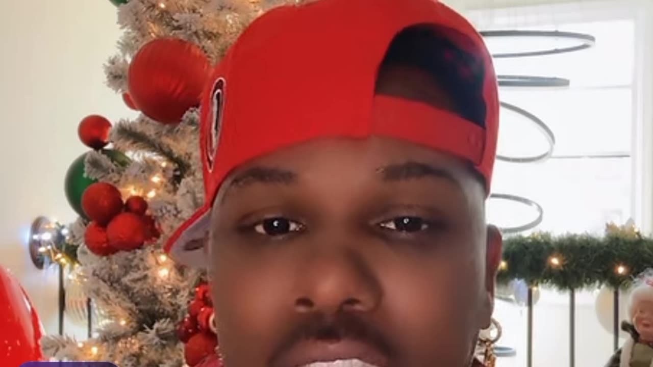 Supa up switch his 2 cents on the fight and yelling about being rich