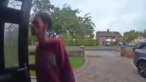 Liverpool “asylum seeker” follows young girl girl home, opens her door