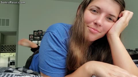 Lisa ASMR Soles Pose 1