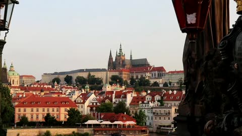 Jezuliatko pozdravuje z Prahy