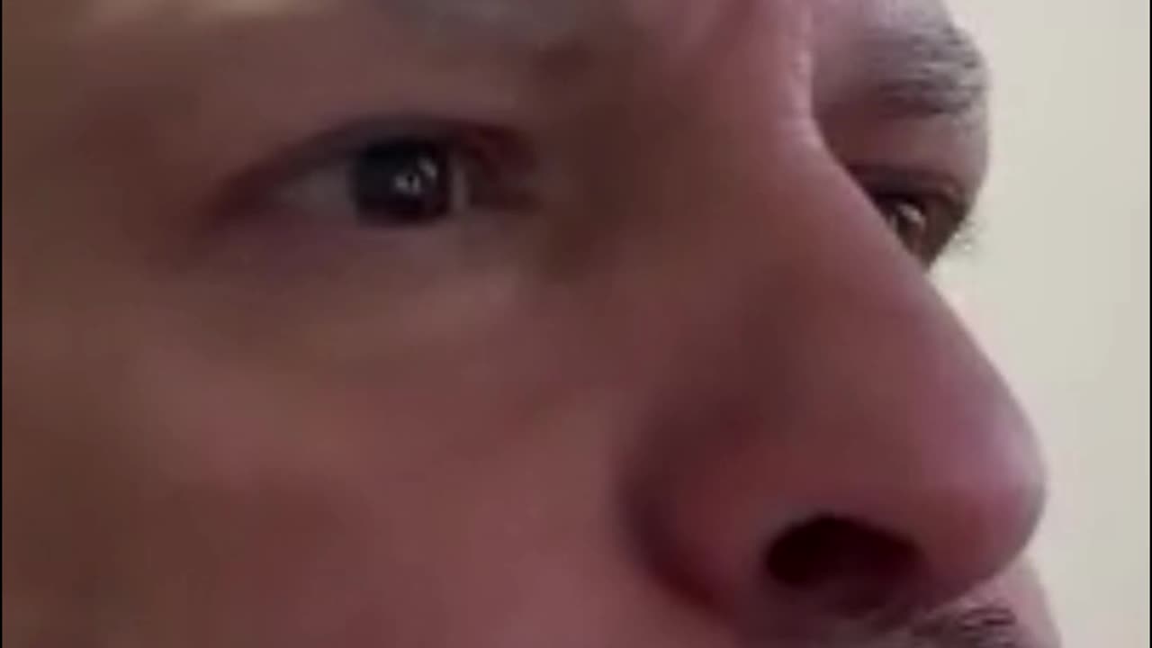 AI Assistant - Effortlessly Send Texts & Photos!