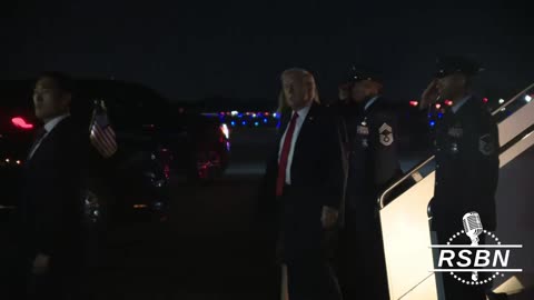 WATCH: The President and First Lady arrive Palm Beach, Florida for Thanksgiving Holiday 11/25/2025