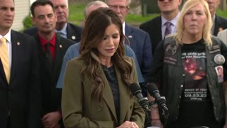 DHS Sec. Noem speaks near Dem governor's mansion