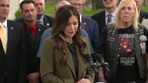 DHS Sec. Noem speaks near Dem governor's mansion