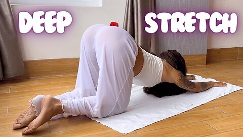 Playful Morning Yoga in 4K 