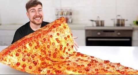 I ate the world's largest pizza slices