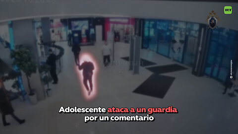 Adolescente apuñala a un guardia de seguridad tras un comentario
