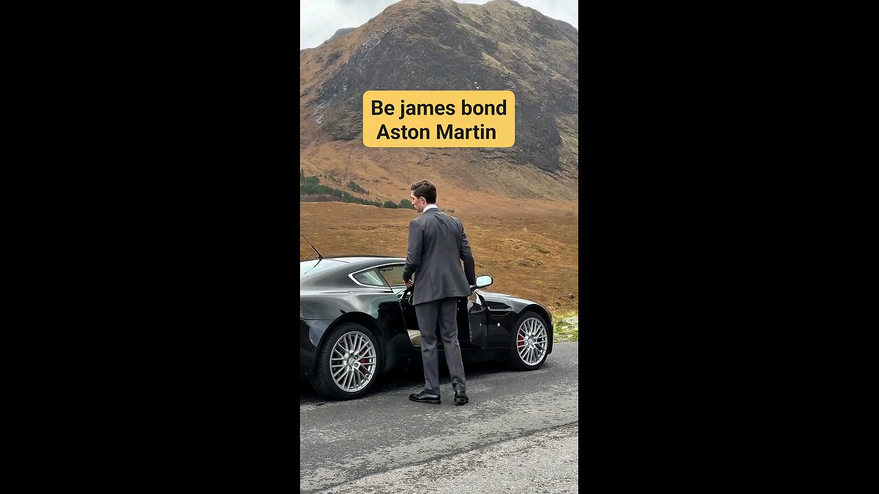 be james bond 😎