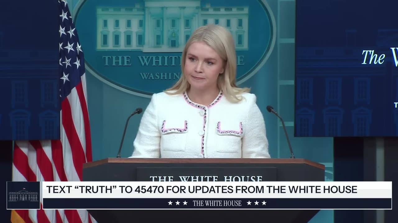 White House Chaos: Shutdown, ICE Tracking Bill & Trump’s Ballroom Plans | US Politics| AT World News
