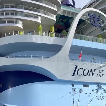 Icon of the Seas VS Wonders of the Seas 😱🤗