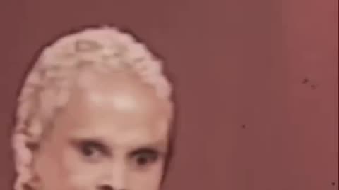 Alarming Doja Cat Shapeshifting Clip